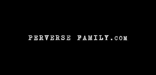  Perverse Family - Sandra´s Sexy Service Teaser